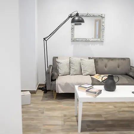 Homes 1 & 2 - Cozy Urban In The Heart Of * Kos-Stadt