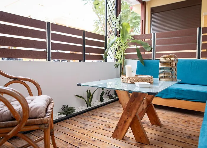 Homes 1 & 2 - Cozy Urban In The Heart Of * Kos