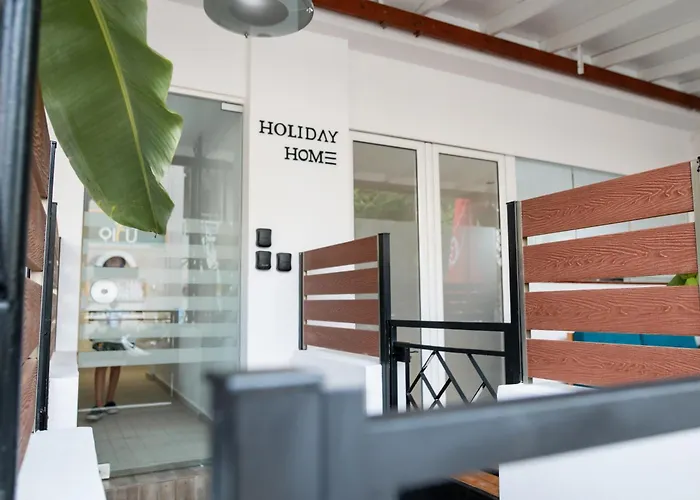 Apartman Homes 1 & 2 - Cozy Urban In The Heart Of Kosz