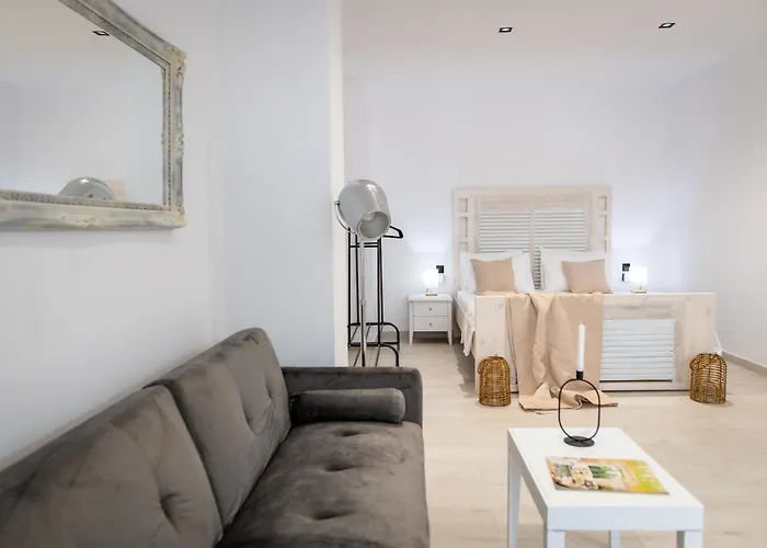 Homes 1 & 2 - Cozy Urban In The Heart Of Kos
